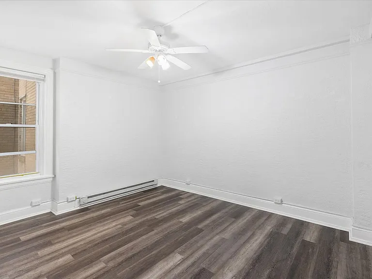 37 S Iowa Ave #5D — Photo 11