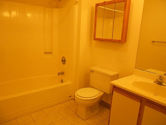 5th image of 36 Rose St APT 406