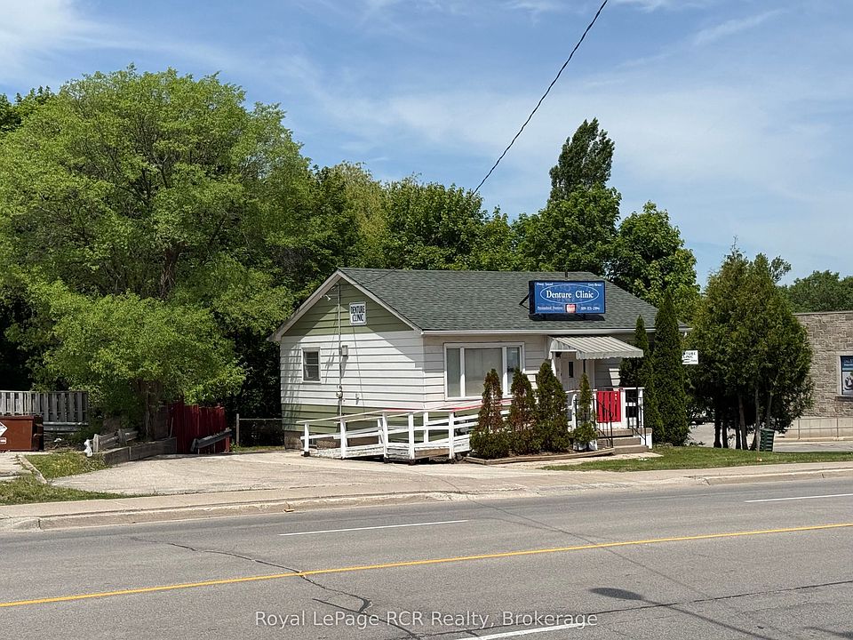 1st image of 1514 9th Ave E