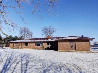 7545 Horseshoe Bend Rd, Ludlow Falls, OH 45339
