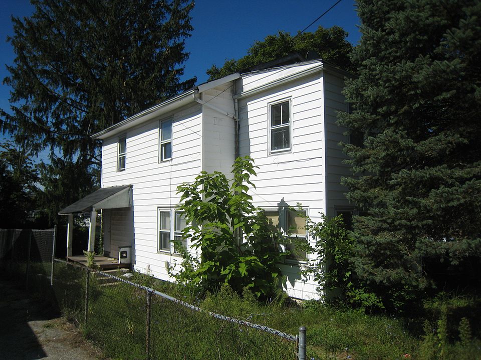 2nd image of 24 Mabie St