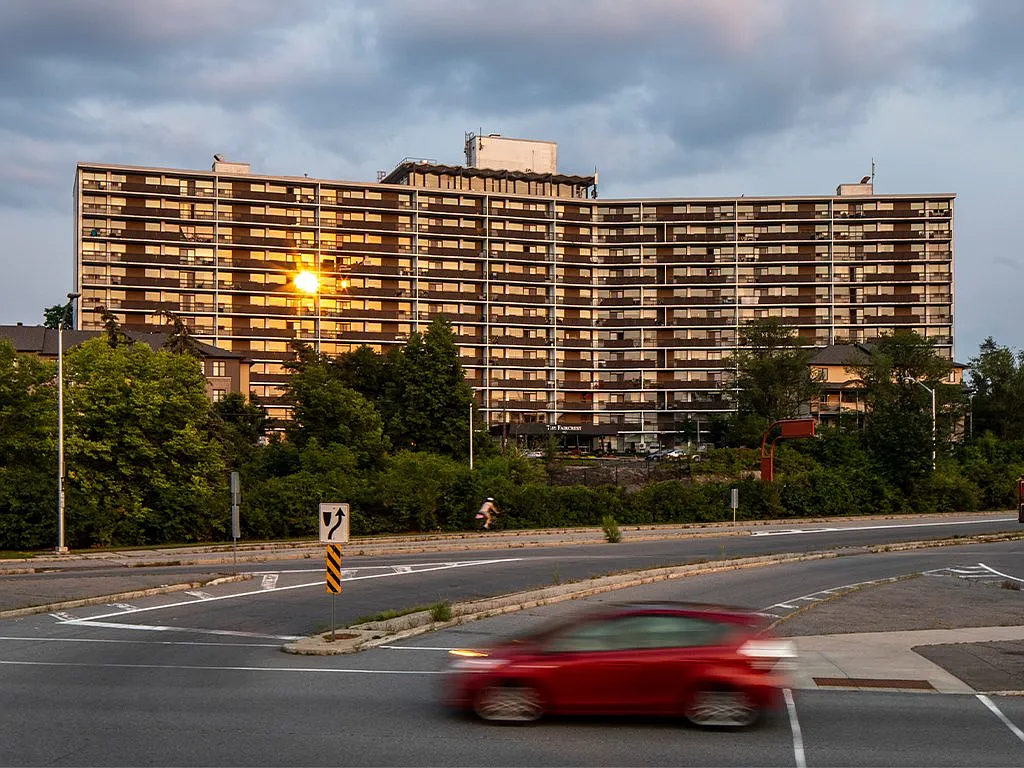 The Faircrest — Photo 3