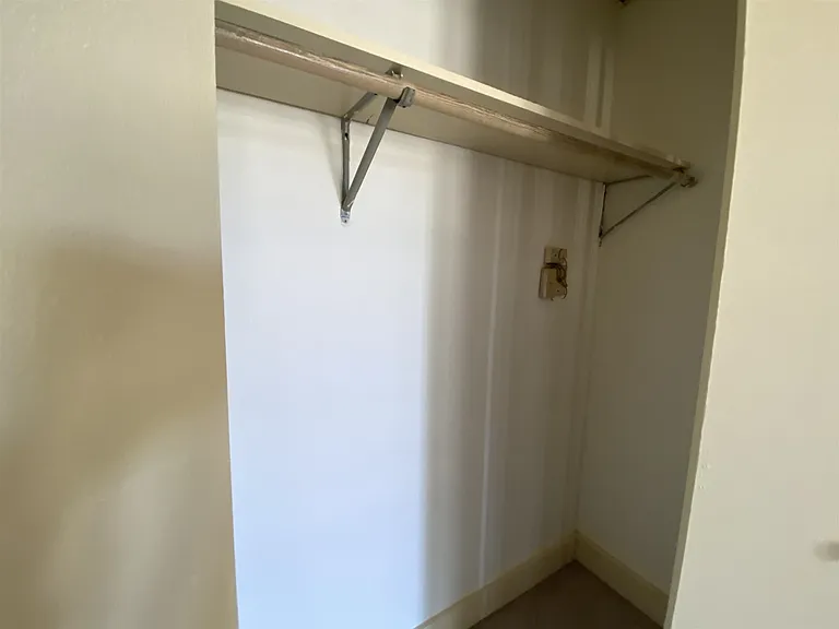 610 Union St #202 — Photo 38