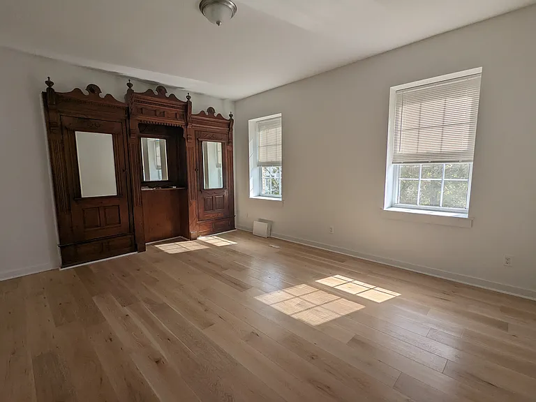 848-n-22nd-st-3f-8