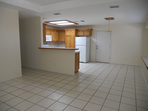 3rd image of 1815 Villa Linda Ave APT 2