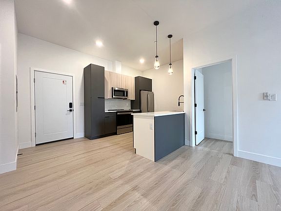 2nd image of 1201 Wharton St #23