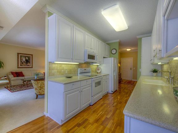 5th image of 100 Clydesdale Trl APT 224
