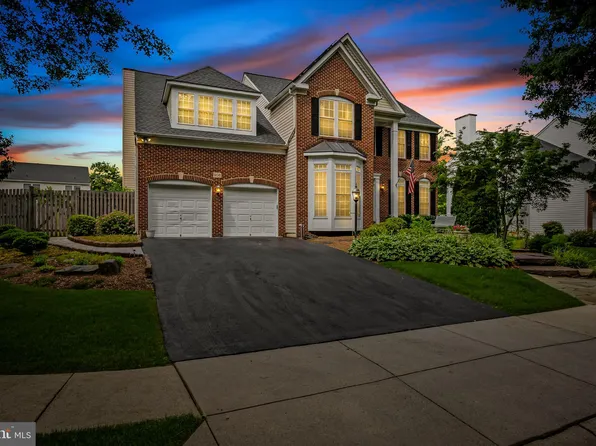 908 Sand Brook Ct, Gambrills, MD 21054