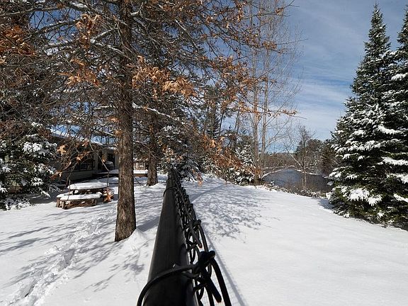 2nd image of 10704N Riverside Road