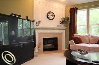 5th image of 8851 Meadow Ln
