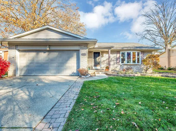 19463 Brandywine St, Riverview, MI 48193