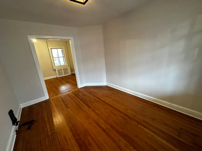 525 11th St SE — Photo 7