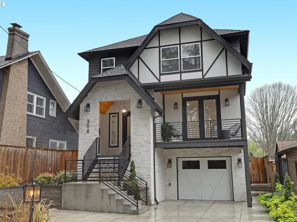 304 NE Cesar E Chavez Blvd, Portland, OR 97232
