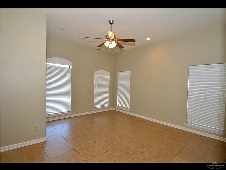 2815 Mimosa St #3 — Photo 14