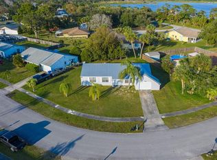 962 Laredo Ln, Sebastian, FL 32958