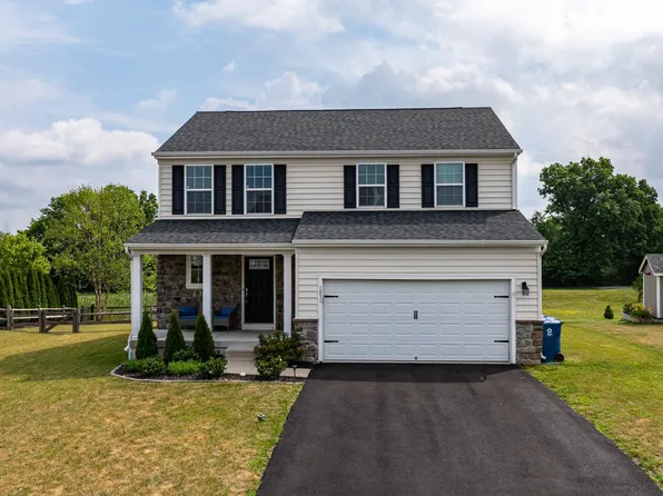 1831 Alamingo Dr, Quakertown, PA 18951