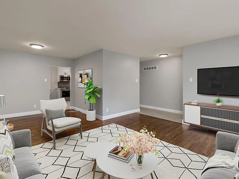 1112 Sombrero Trl — Photo 4