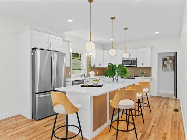 508 Pine St, Leicester, MA 01524