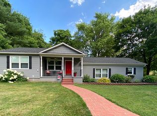 6801 Middle Rd, Middletown, VA 22645