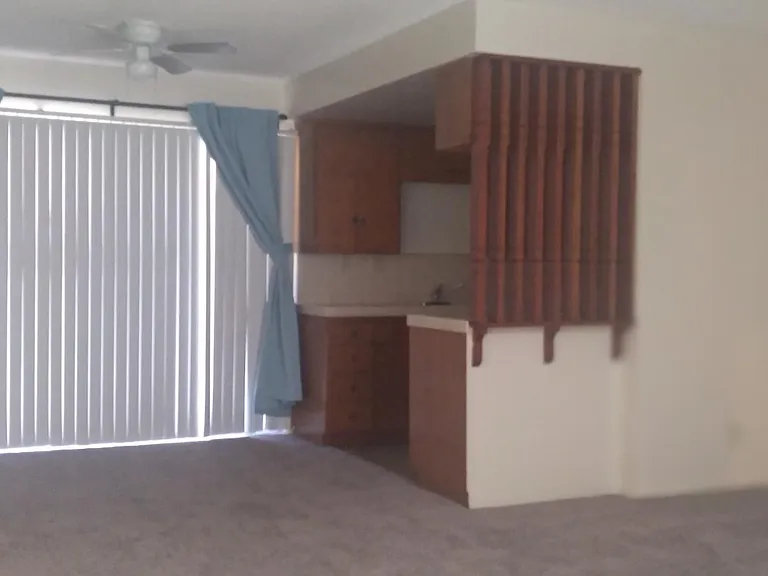 2033 E 3rd St #2D — Photo 9