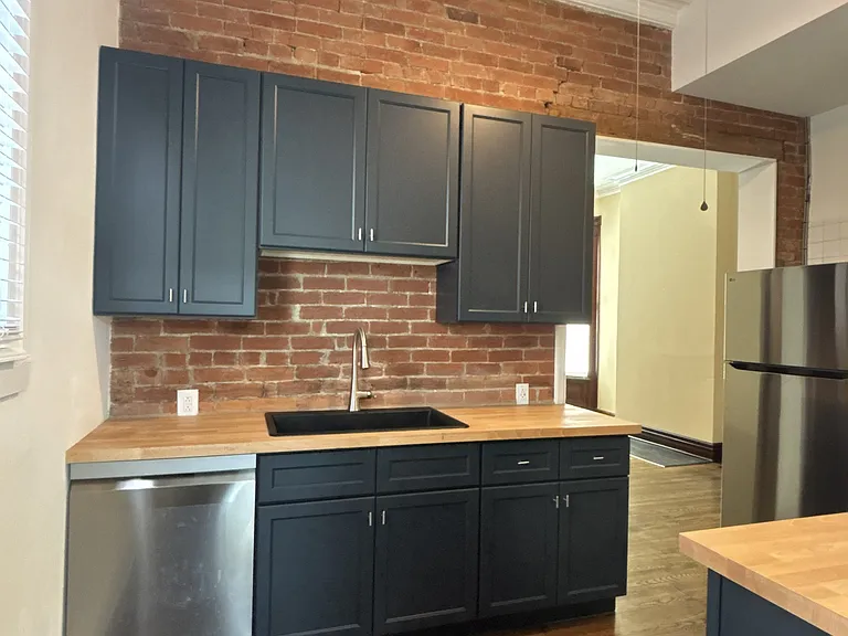 1808 Madison Ave #1 — Photo 5