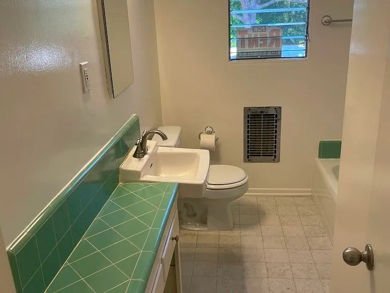 630 San Vicente Blvd #B — Photo 15
