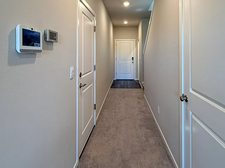 1512 Mustang Ct — Photo 5