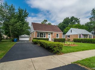 6818 S 78th Ave, Bridgeview, IL 60455