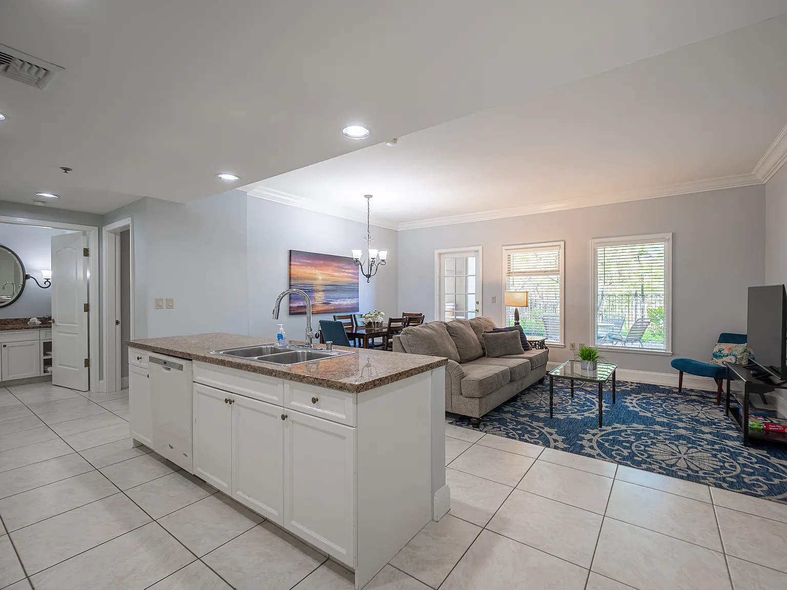 2 bed, 967 sqft, $2,700 — Photo 2