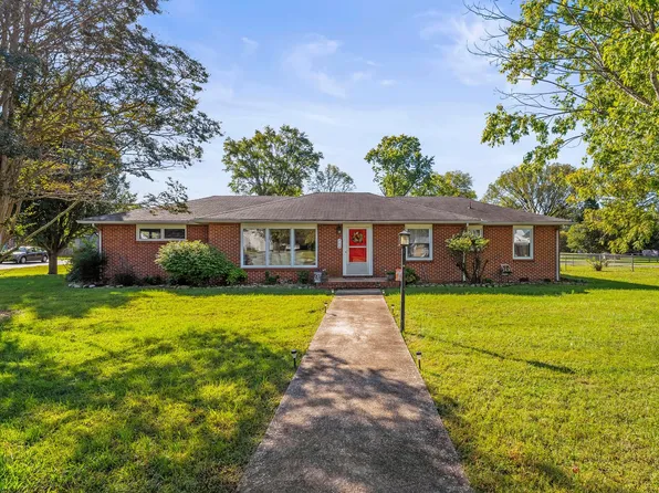 202 8th Ave SE, Winchester, TN 37398