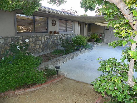 4th image of 1175 Moreno Dr