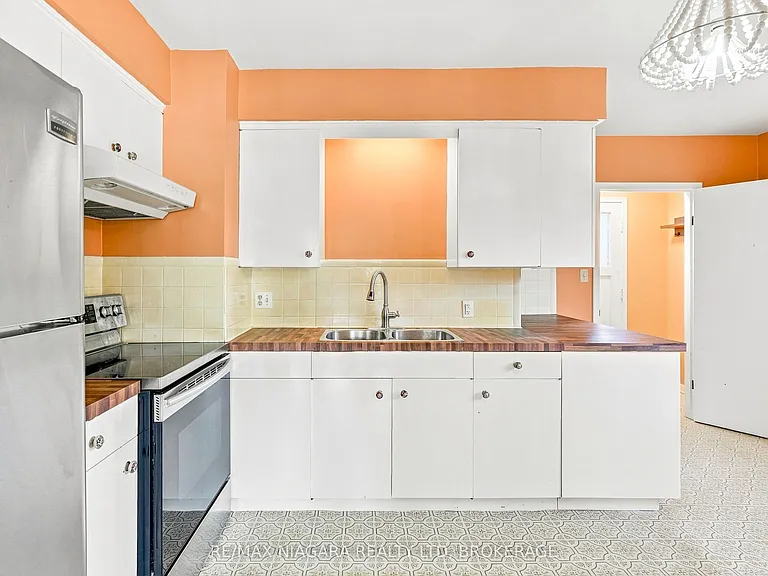 6521 Caledonia St — Photo 10