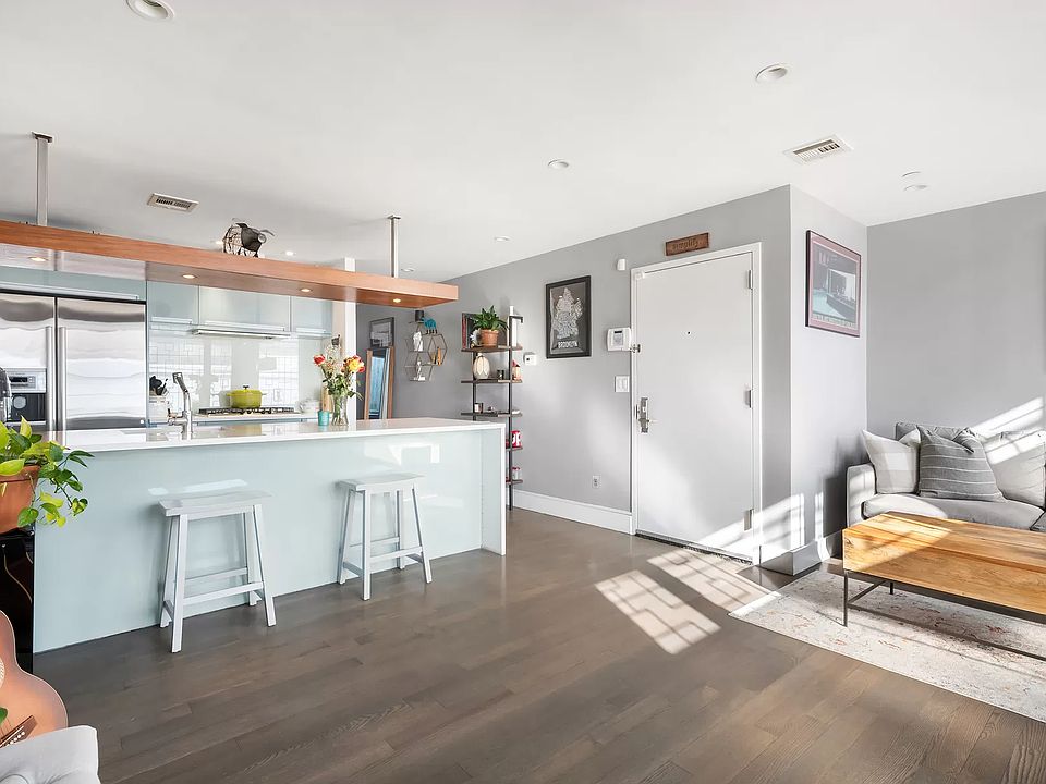 1st image of 346 Bond St #1A