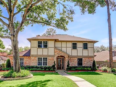 802 Longview Dr, Sugar Land, TX, 77478