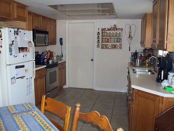 2nd image of 98 Mohican Way