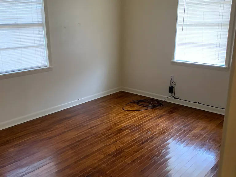 507 E Mitcham St — Photo 8