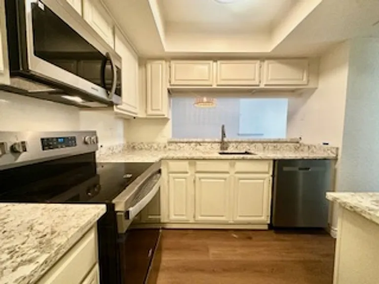3609 W Northgate Dr #218 — Photo 7