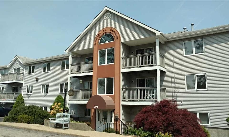 1st image of 724 Beverage Hill Ave #103