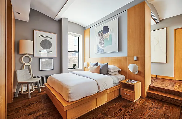 Sold by Compass | media 10