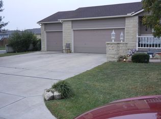 2137 S Parkridge St, Wichita, KS 67209