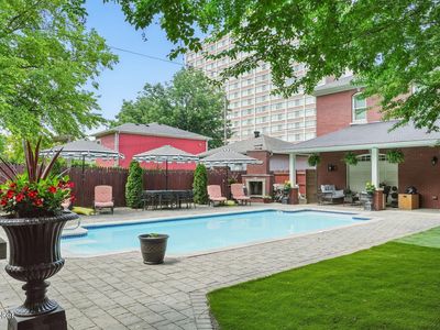 1212 S 2nd St, Louisville, KY, 40203