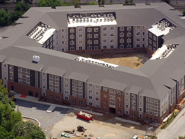 Cold Spring Lane Apartments — Photo 14