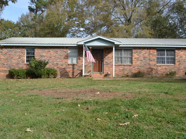 73 County Road 461, Town Creek, AL 35672