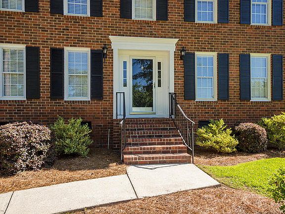 2nd image of 605 Pebble Beach Ct