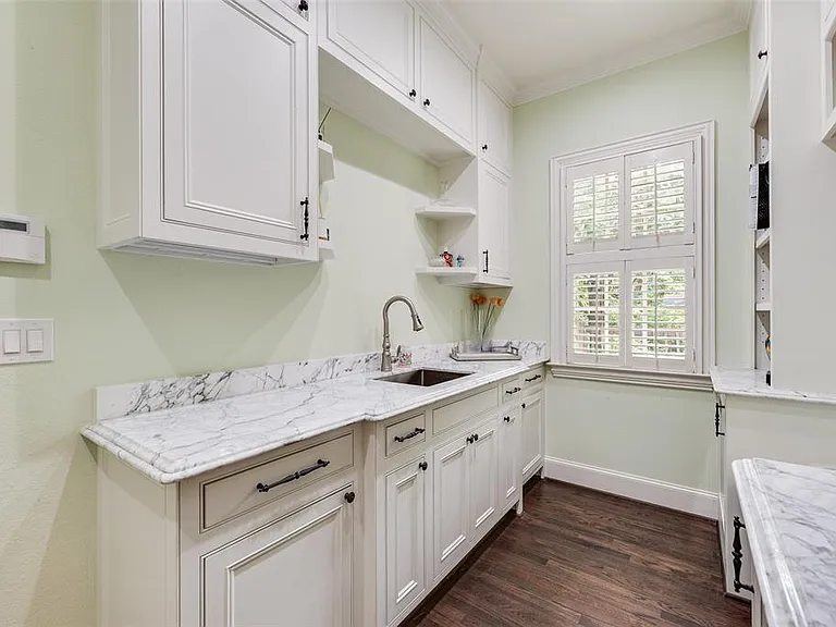 1418 Yakimo Dr — Photo 15