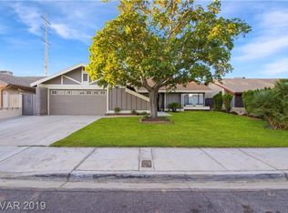 6584 Ellerhurst Dr, Las Vegas, NV 89103