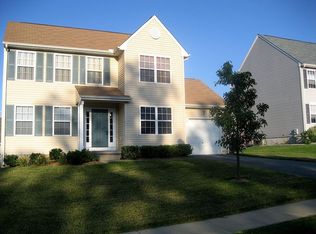 152 W Flagstone Dr, Newark, DE 19702