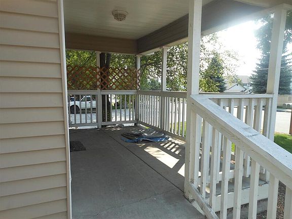2nd image of 2328 N Wilbur Rd