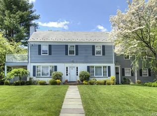 22 Crawford Rd, Harrison, NY 10528