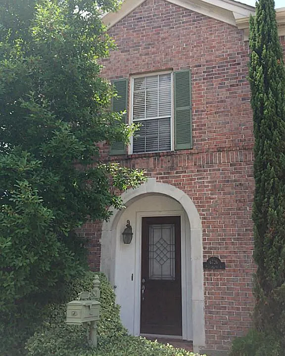 6736 Westchester Ave #5